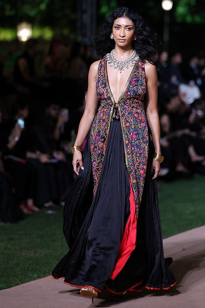 Black Satin Silk Resham Work Jacket Set by Punit Balana at Pernia's Pop Up Shop