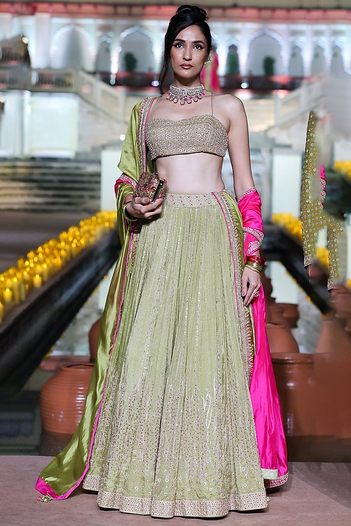 Dry Heena Green Tissue Marodi Embroidered Bridal Lehenga Set by Punit Balana at Pernia's Pop Up Shop