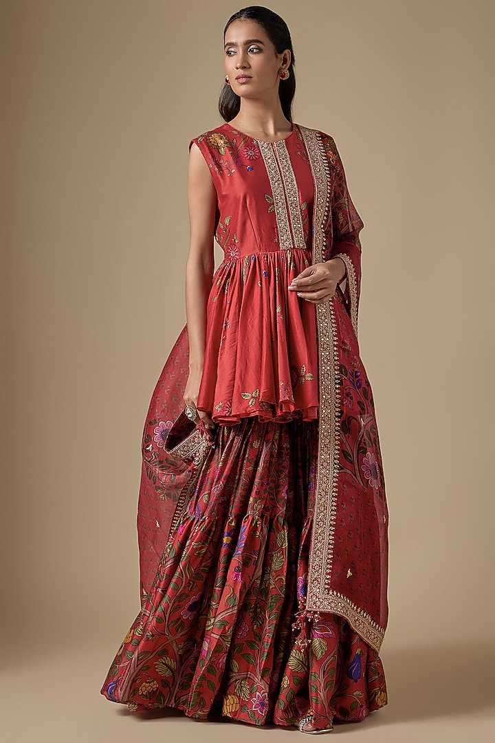 Surkh Laal Chanderi Silk Printed Gharara Set by Punit Balana at Pernia's Pop Up Shop