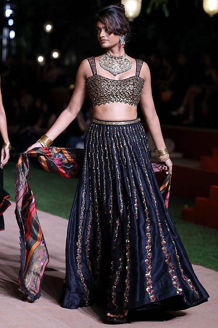 Black Raw Silk Resham Work Wedding Lehenga Set by Punit Balana at Pernia's Pop Up Shop