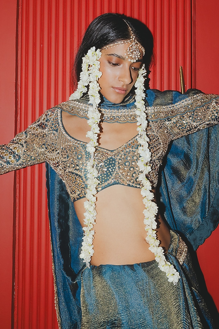 Teal Banarasi Crushed Tissue Hand Embroidered Reception Saree Set by Punit Balana at Pernia's Pop Up Shop