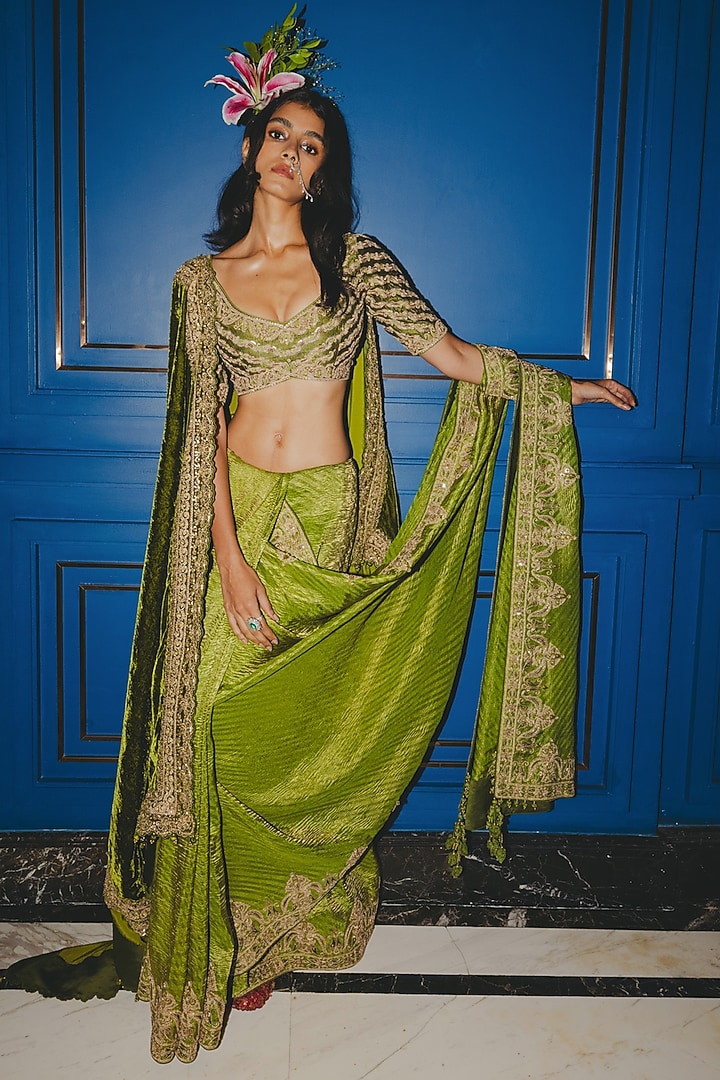 Green Banarasi Crushed Tissue Silk Marodi Embroidered Reception Saree Set by Punit Balana at Pernia's Pop Up Shop