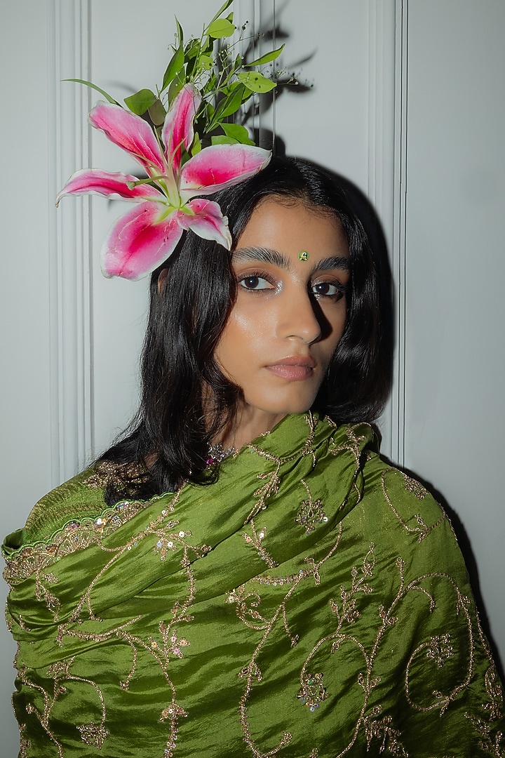 Green Banarasi Tissue Silk Zardosi Work Straight Kurta Set by Punit Balana at Pernia's Pop Up Shop
