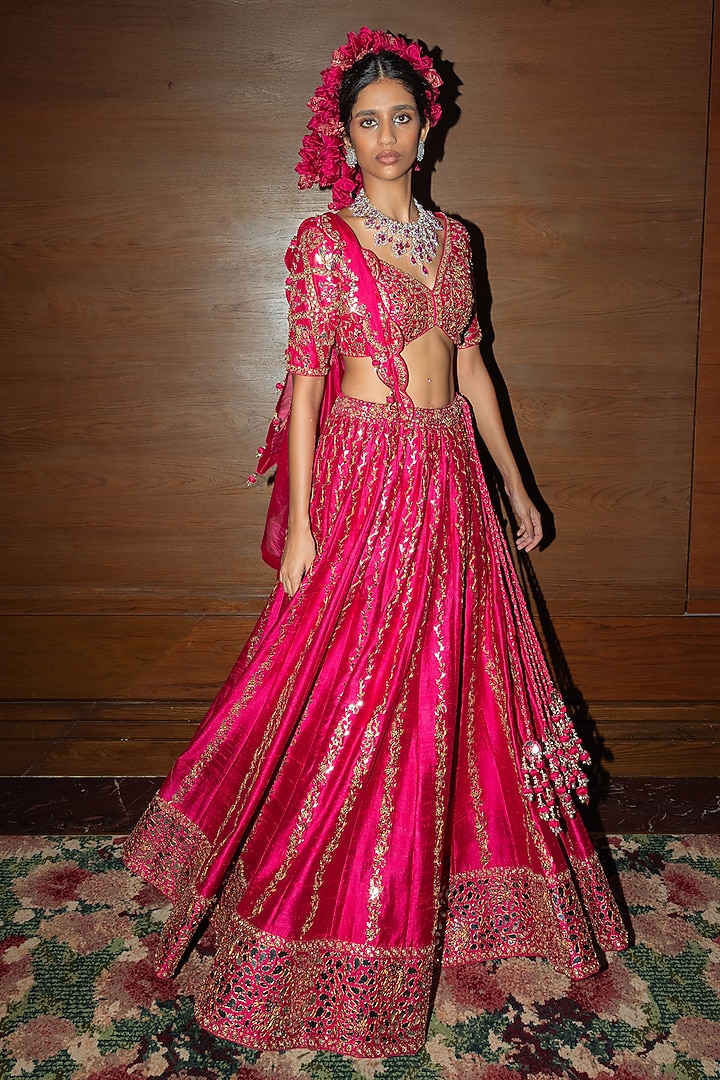 Raspberry-Colored Raw Silk Tilla Work Bridal Lehenga Set by Punit Balana at Pernia's Pop Up Shop