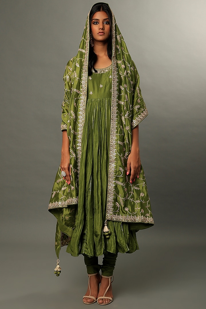 Emerald Green Chanderi Silk Wedding Anarkali Set by Punit Balana at Pernia's Pop Up Shop