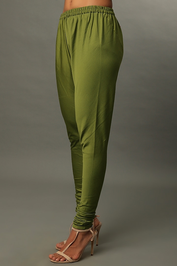 Emerald Green Chanderi Silk Wedding Anarkali Set by Punit Balana at Pernia's Pop Up Shop