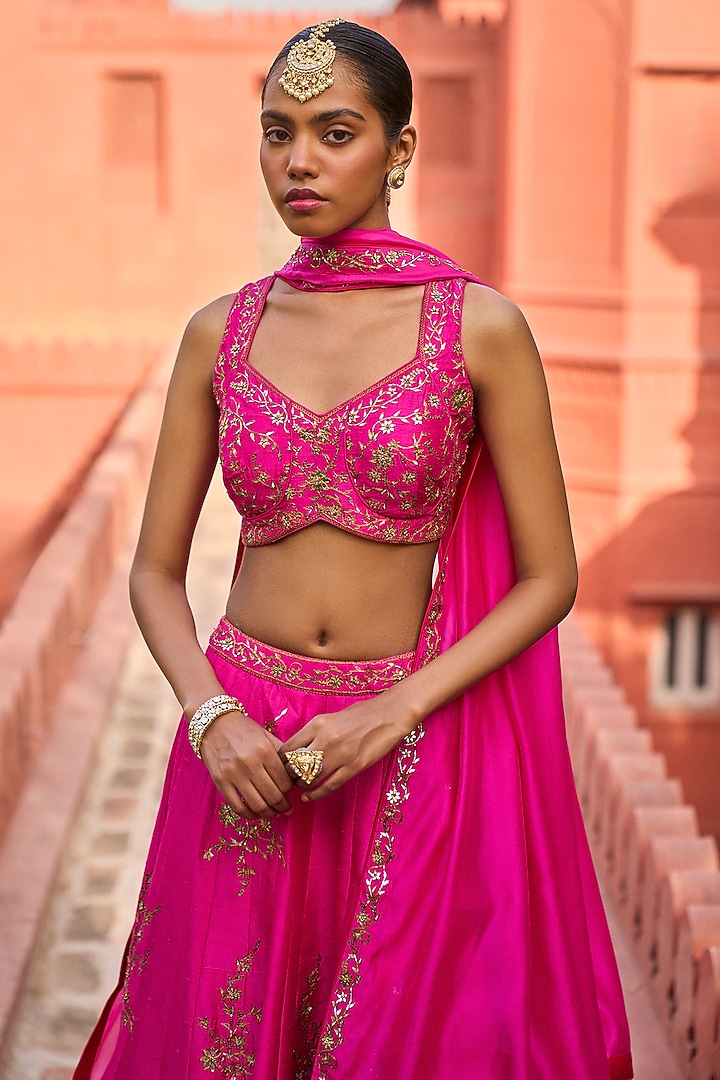Pink Banarasi Lehenga Jewellery Banarasi Lehenga Jewellery Set