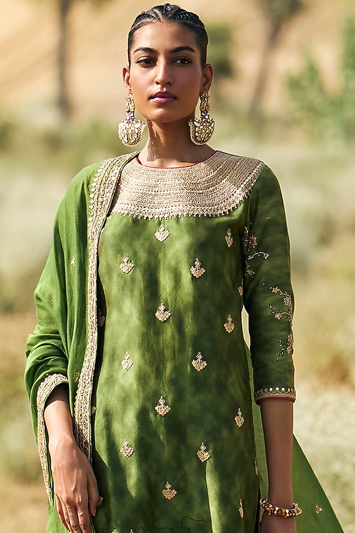 Green Chanderi Silk Embroidered & Printed Kurta Set by Punit Balana at Pernia's Pop Up Shop