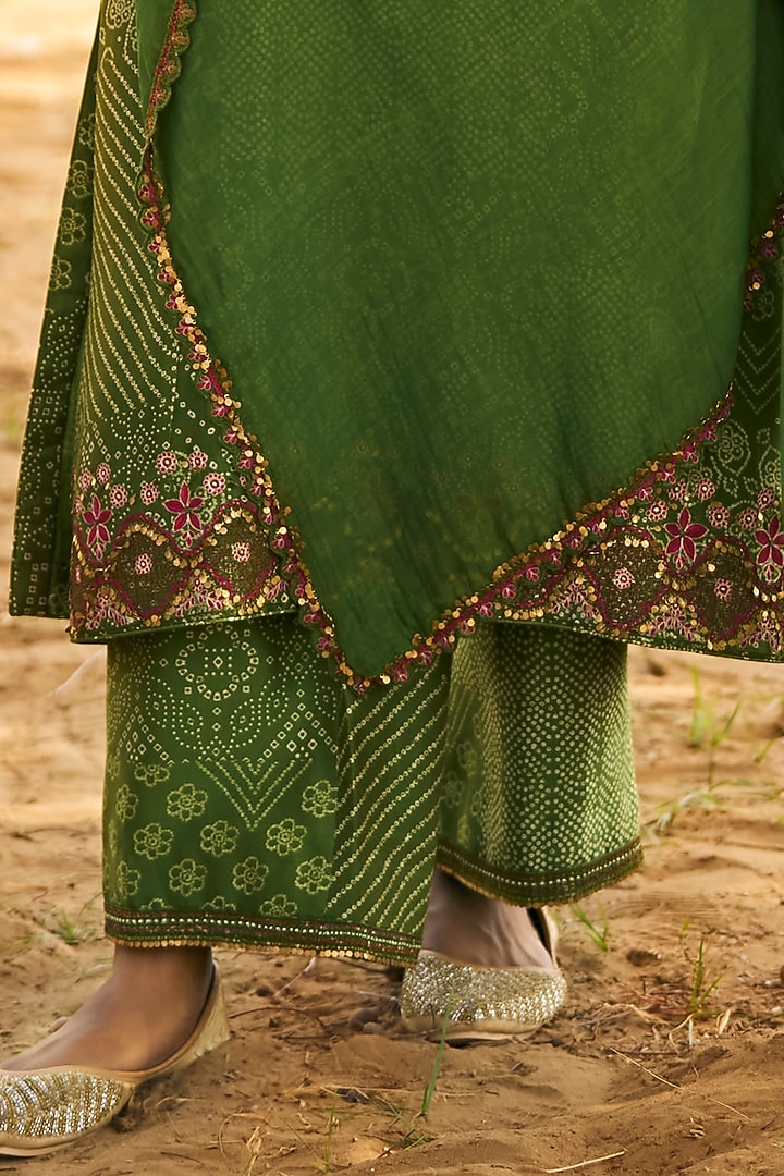 Green Chanderi Bandhani Printed Kurta Set by Punit Balana at Pernia's Pop Up Shop