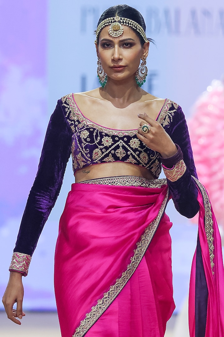 Gulabi Gulal Organza Silk Reception Saree Set by Punit Balana at Pernia's Pop Up Shop