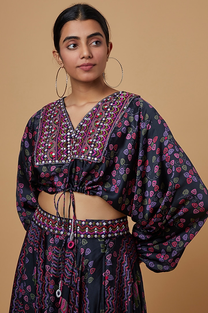 Purple Embroidered Skirt Set by Punit Balana at Pernia's Pop Up Shop