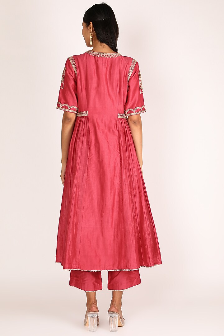 Fuchisa Kurta & Pants With Hand Work by Punit Balana at Pernia's Pop Up Shop