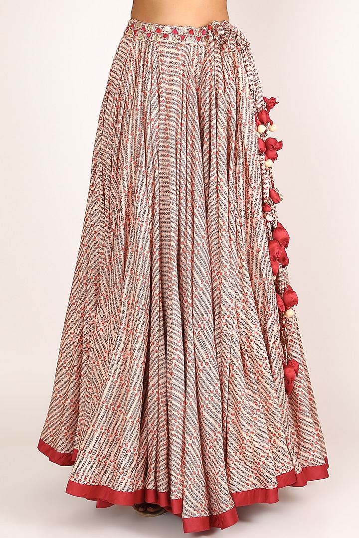 Peach Printed Wedding Lehenga Set by Punit Balana at Pernia's Pop Up Shop