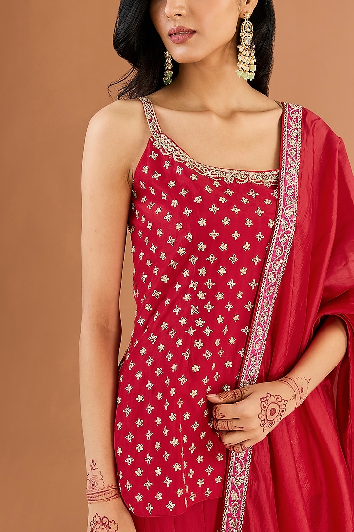 Red Pure Silk Dori & Gota Embroidered Kurta Set by Punit Balana at Pernia's Pop Up Shop
