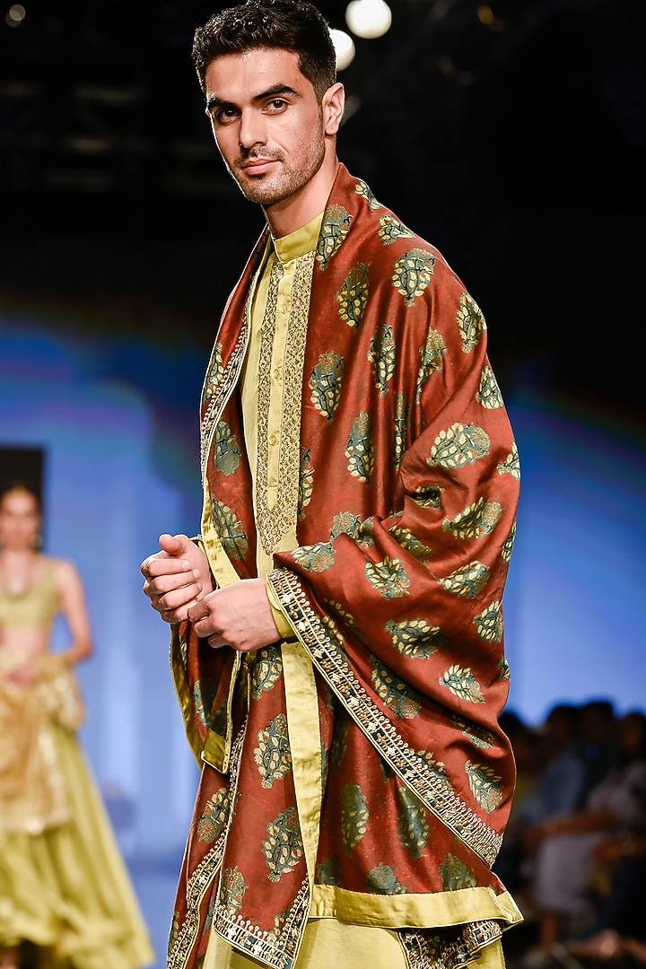 Dry Henna Green Kurta Set With Marodi Work by Punit Balana Men at Pernia's Pop Up Shop