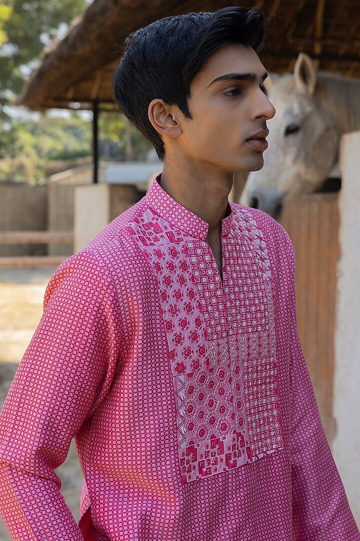 Pink Chanderi Silk Printed & Embroidered Kurta Set by Punit Balana Men at Pernia's Pop Up Shop