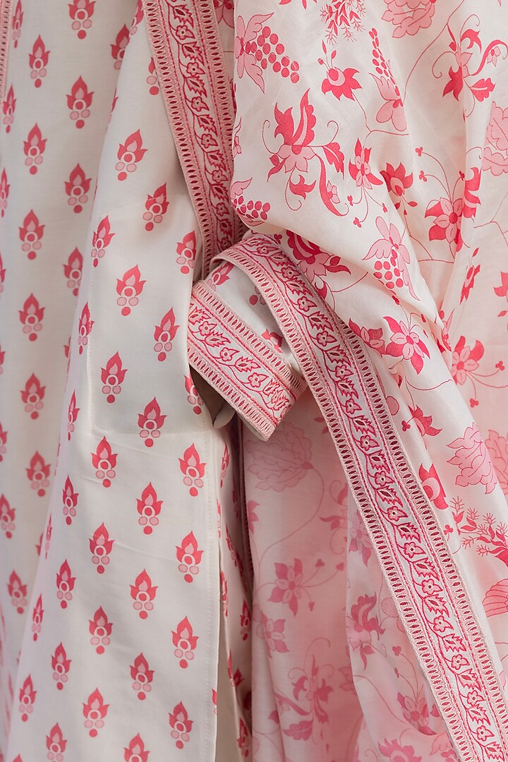 Ivory & Pink Tussar Silk Printed Kurta Set by Punit Balana Men at Pernia's Pop Up Shop