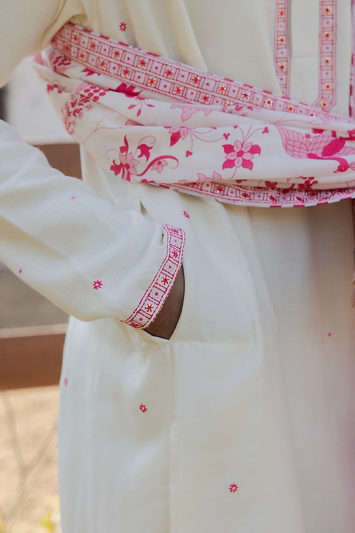 Ivory Tussar Silk Resham Embroidered Kurta Set by Punit Balana Men at Pernia's Pop Up Shop