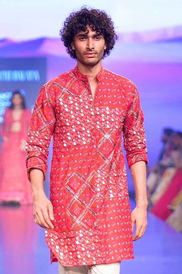 Red Chanderi Silk Embroidered Kurta Set by Punit Balana Men at Pernia's Pop Up Shop