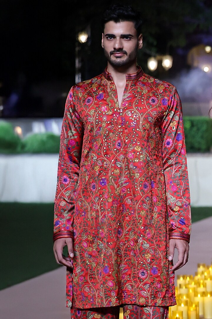 Surkh Laal Satin Silk Resham Work Kurta Set by Punit Balana Men at Pernia's Pop Up Shop