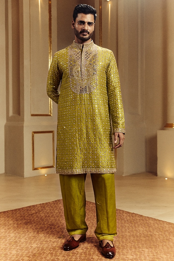 Heena Green Raw Silk Mirror Embroidered Kurta Set by Punit Balana Men at Pernia's Pop Up Shop