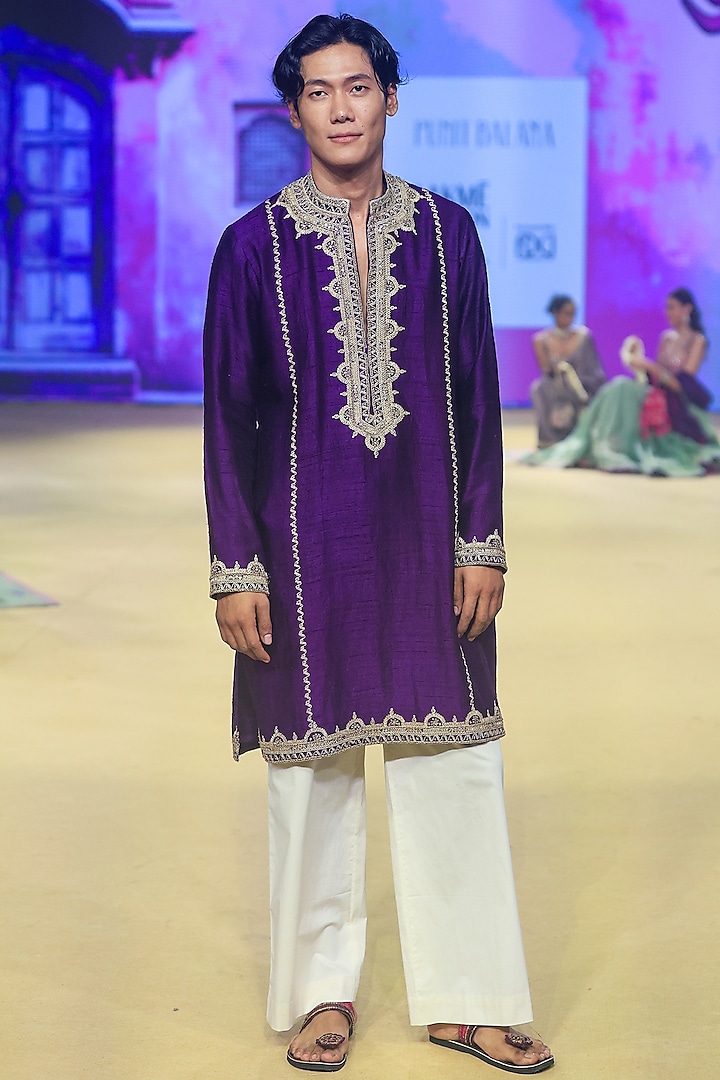 Baigani Raw Silk Marodi Work Kurta Set by Punit Balana Men at Pernia's Pop Up Shop