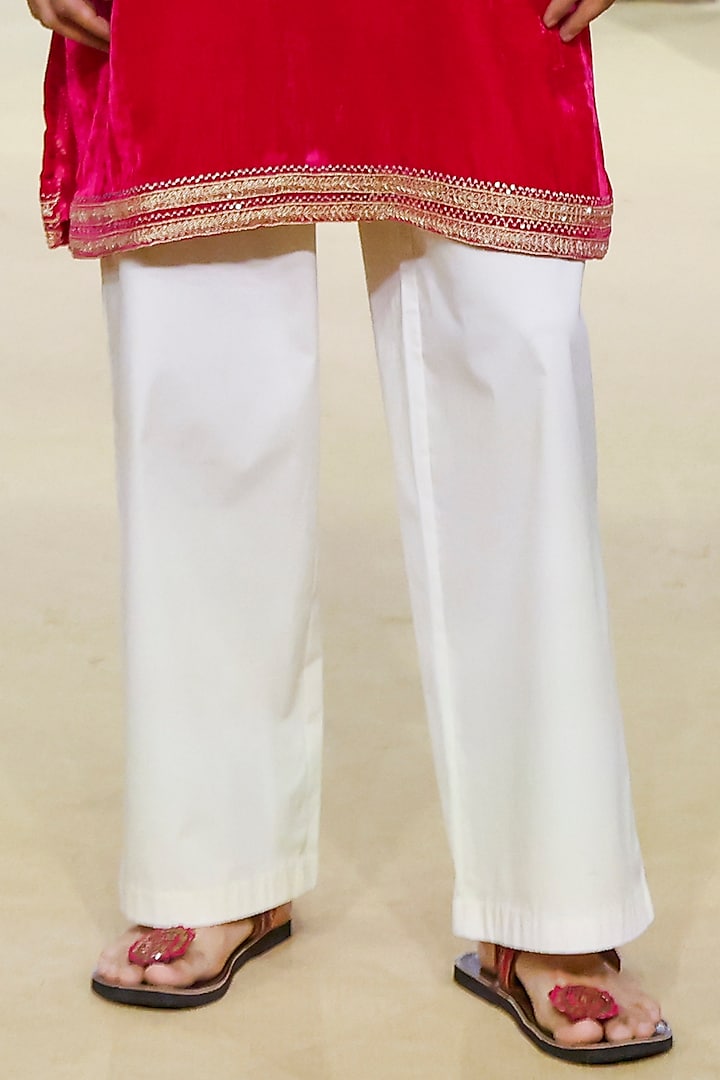 Gulabi Gulal Velvet Marodi Work Kurta Set by Punit Balana Men at Pernia's Pop Up Shop