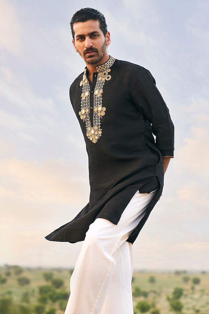 Black Tussar Silk Mirror Embroidered Kurta Set by Punit Balana Men at Pernia's Pop Up Shop