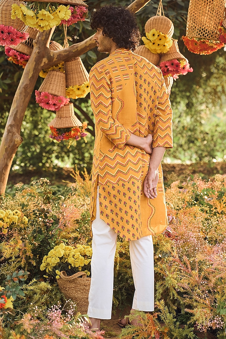 Mustard Printed Kurta Set by Punit Balana Men at Pernia's Pop Up Shop