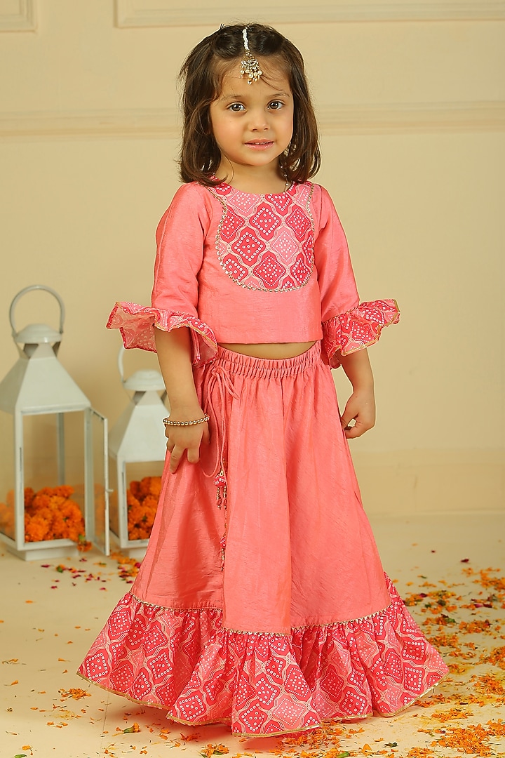 Pink Chanderi Bandhani Printed Flared Lehenga Set For Girls by Pankhuri by Priyanka - Kids at Pernia's Pop Up Shop