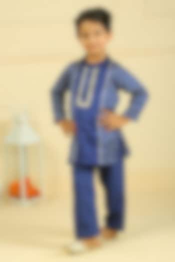 Royal Blue Modal Bandhani Printed Kurta Set For Boys by Pankhuri by Priyanka - Kids at Pernia's Pop Up Shop