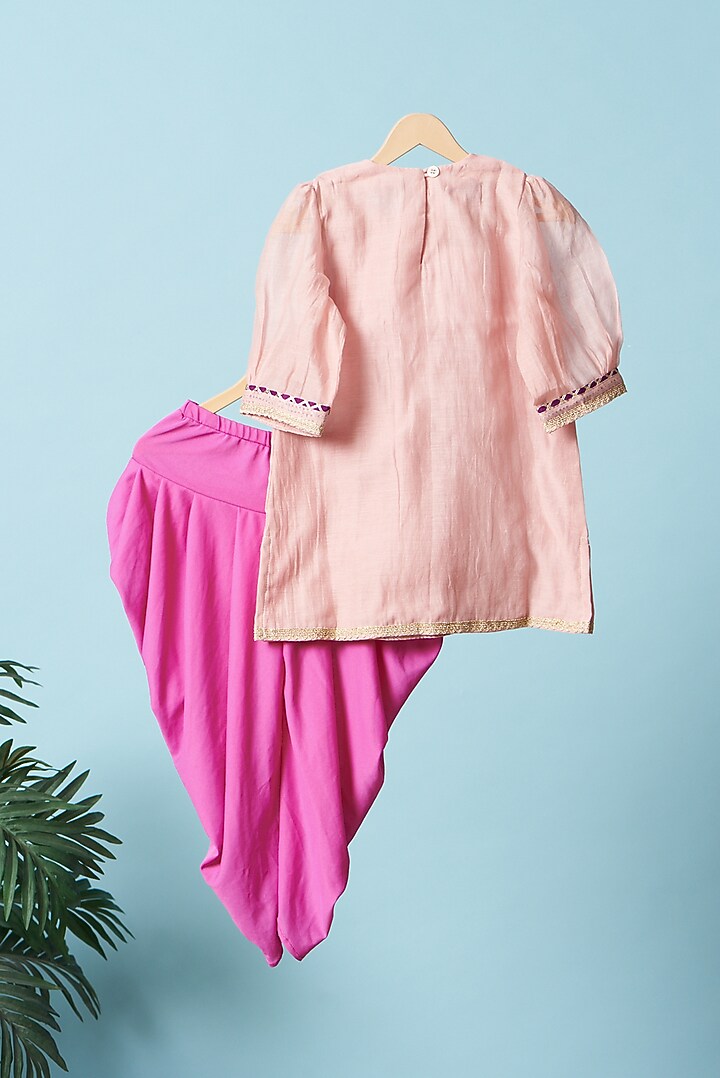 Pink Block Printed Kurta Set For Girls by Pankhuri by Priyanka - Kids at Pernia's Pop Up Shop