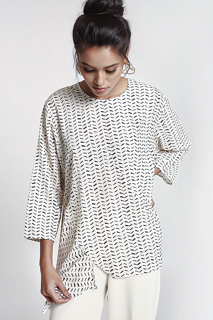 Black & White Printed Tunic by PS Pret by Payal Singhal at Pernia's Pop Up Shop