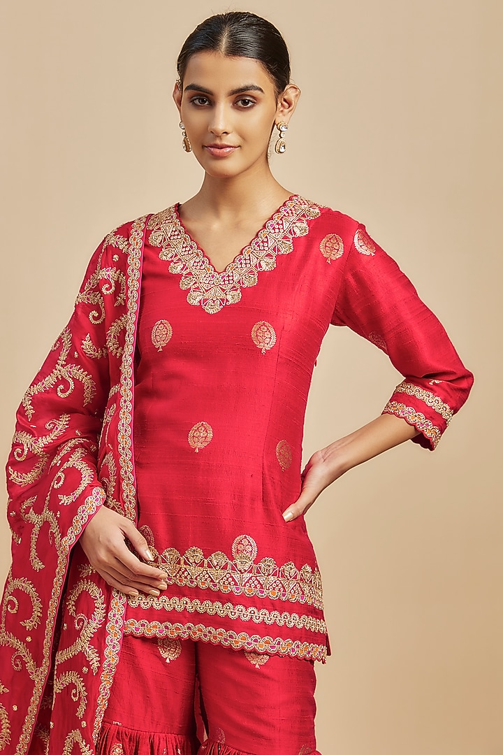 Red Organza Silk & Banarasi Silk Embroidered Gharara Set by Punit Balana at Pernia's Pop Up Shop