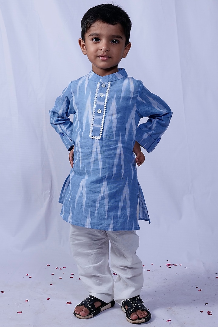 Blue Ikat Printed Kurta Set For Boys by Pankhuri by Priyanka - Kids