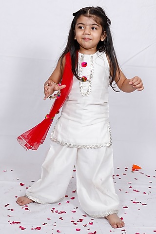 Pure White Chanderi Kurta Set For Girls by Pankhuri by Priyanka - Kids
