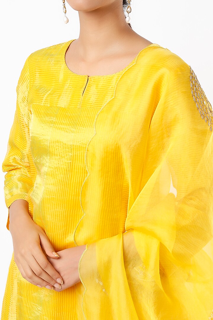 Yellow Zari Striped Kurta Set by Pink City By Sarika at Pernia's Pop Up Shop