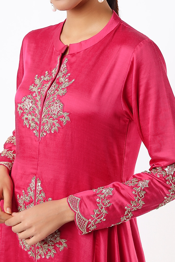 Pink Embroidered Engagement Gown by Pink City By Sarika at Pernia's Pop Up Shop