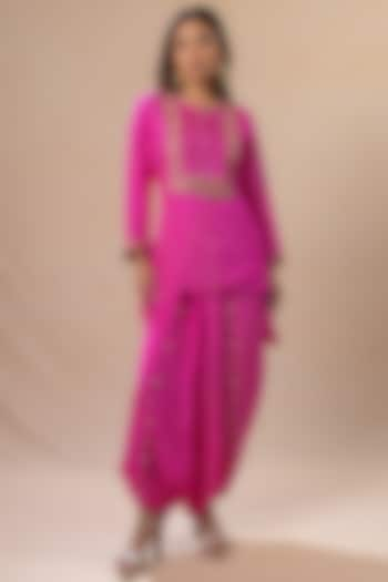 Pink Silk Embroidered Bandhani Kurta Set by Pink City By Sarika at Pernia's Pop Up Shop