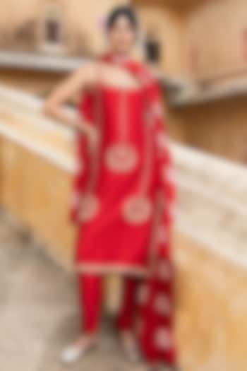 Red Silk Chanderi Embroidered Kurta Set by Pink City By Sarika at Pernia's Pop Up Shop