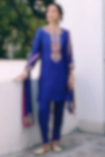 Royal Blue Silk Peacock Embroidered Kurta Set by Pink City By Sarika at Pernia's Pop Up Shop
