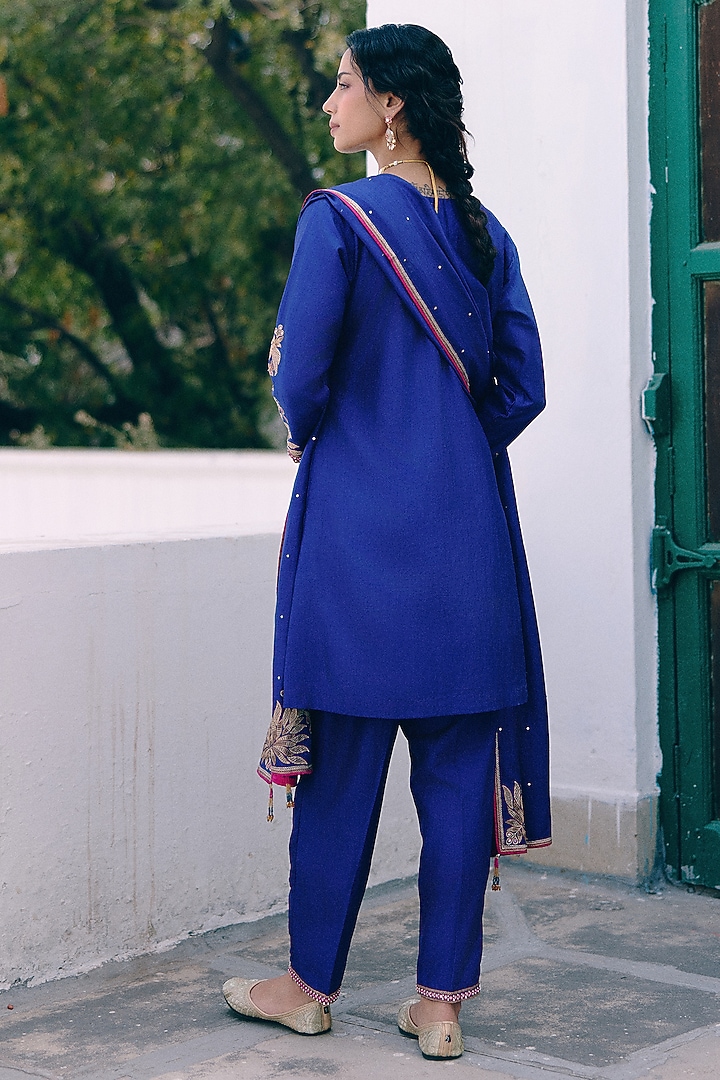 Royal Blue Silk Peacock Embroidered Kurta Set by Pink City By Sarika at Pernia's Pop Up Shop