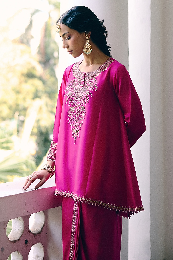 Rani pink Silk Embroidered Kurta Set by Pink City By Sarika at Pernia's Pop Up Shop
