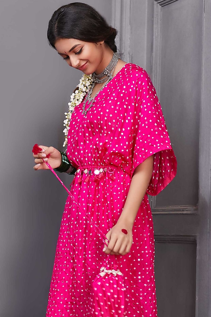 Vivo Sarabi Panelled V-Neck Kaftan - Hot Pink