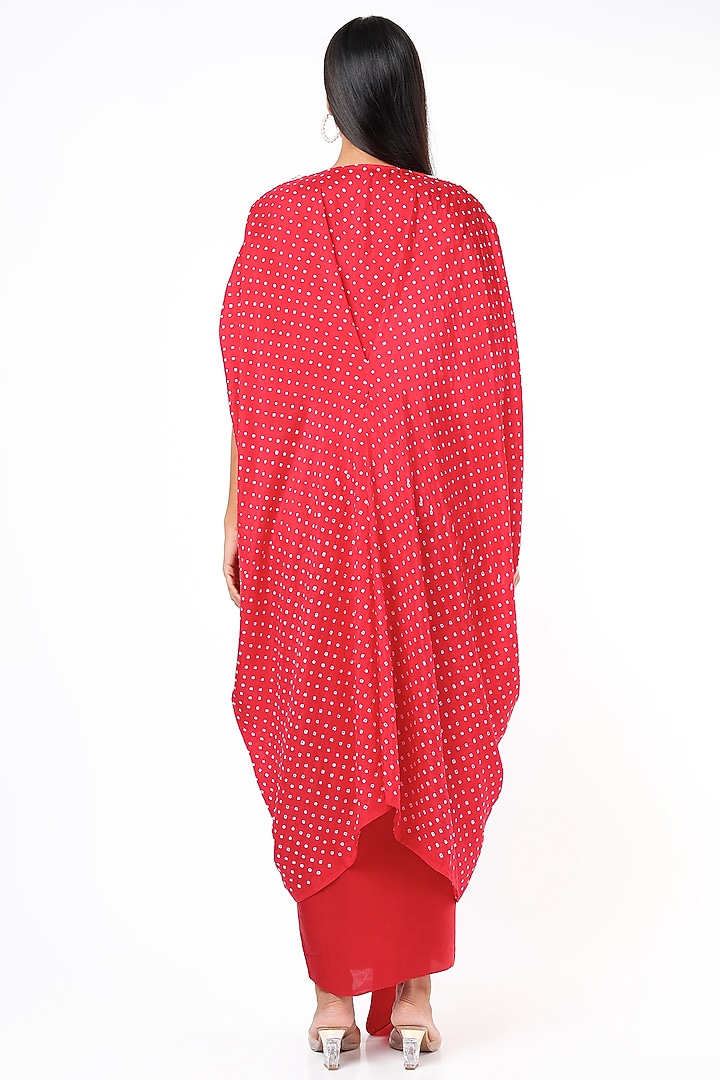 Red Cape Set With Shell Work by Pink City By Sarika at Pernia's Pop Up Shop