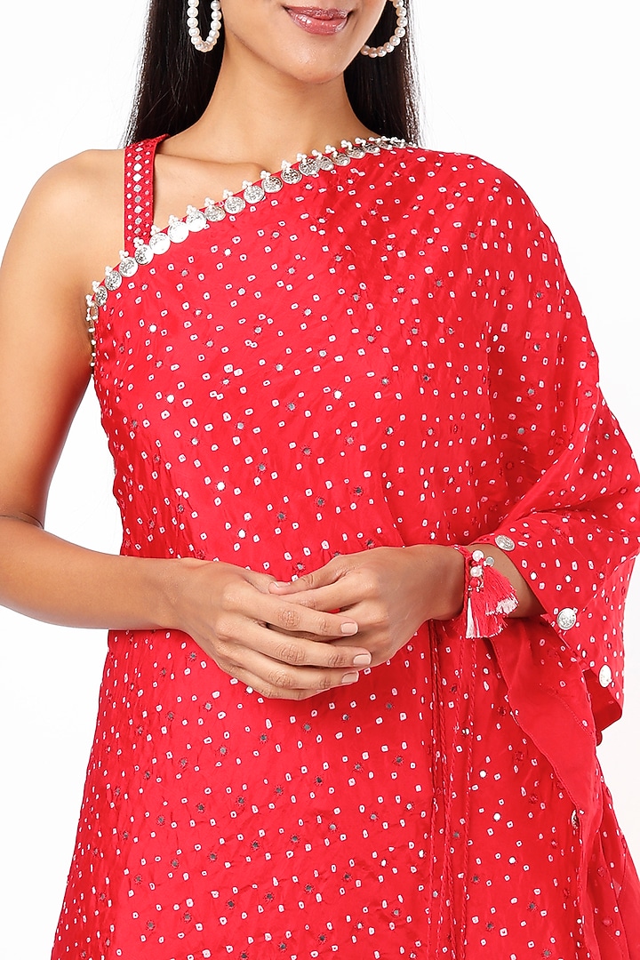 Red Cape Set With Mirror Work by Pink City By Sarika at Pernia's Pop Up Shop