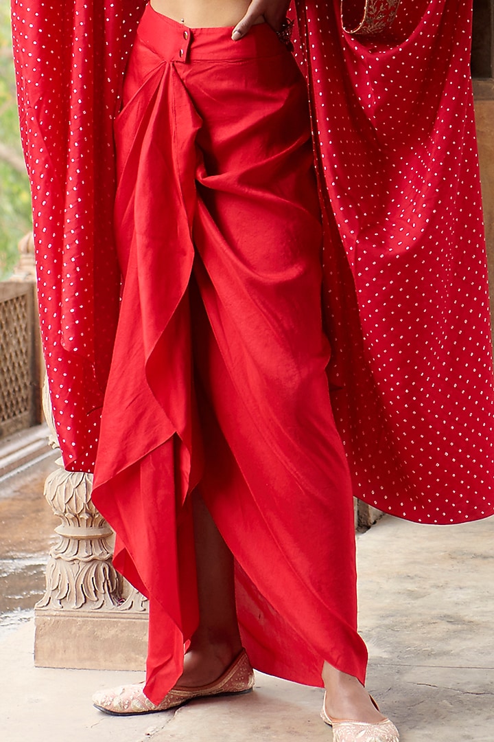 Red Silk Bandhani Cape Set by Pink City By Sarika at Pernia's Pop Up Shop