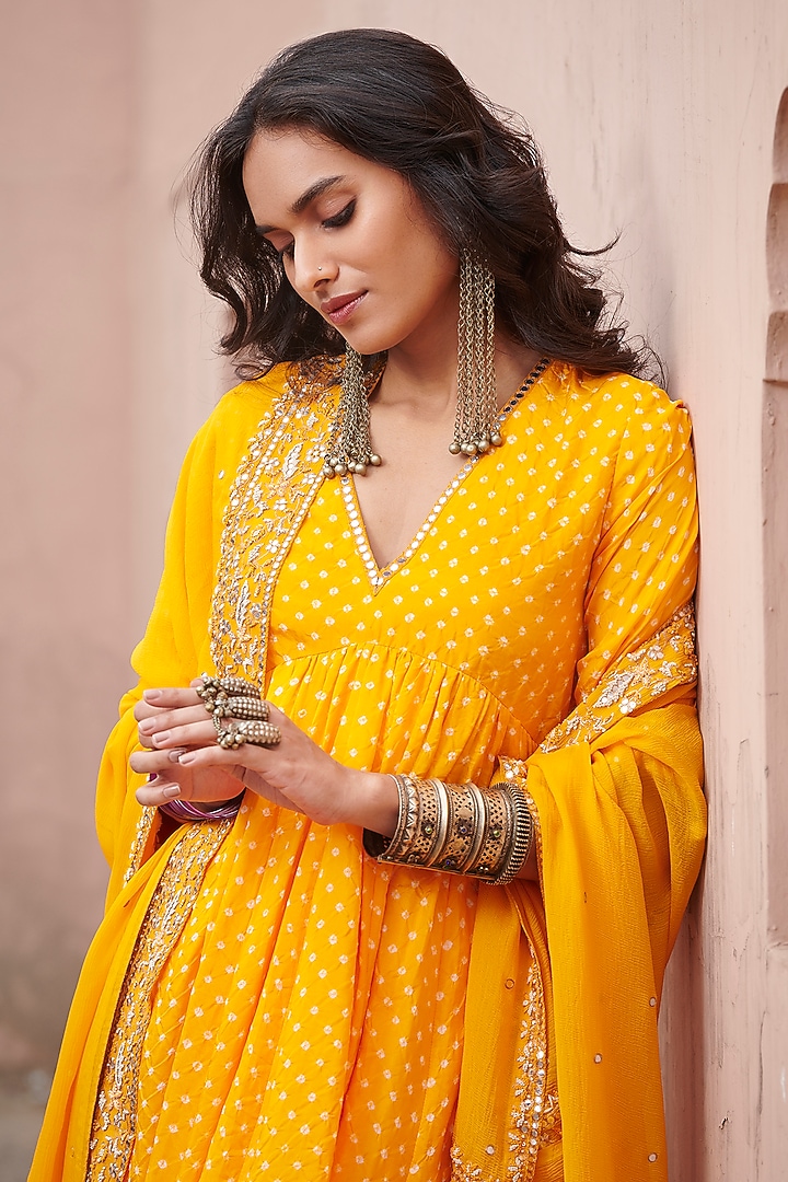 Yellow Silk Embroidered Kurta Set by Pink City By Sarika at Pernia's Pop Up Shop