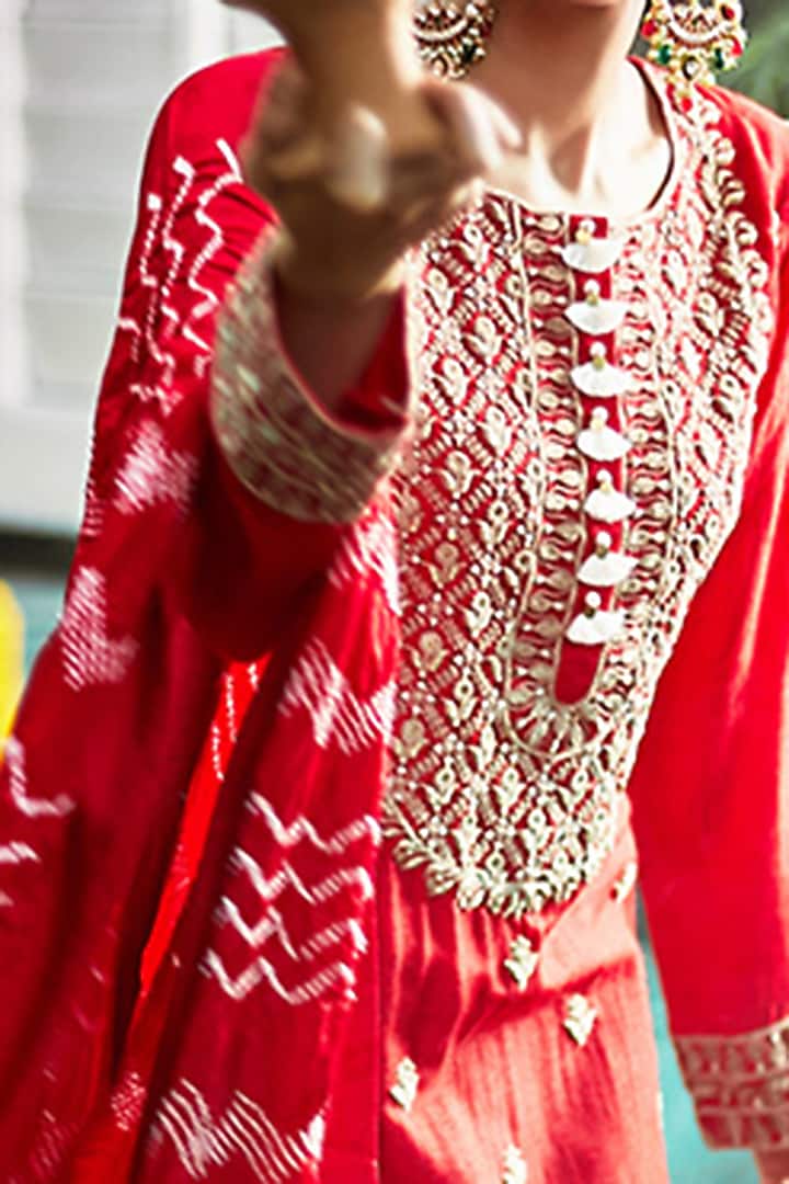 Red Embroidered Kurta Set by Pink City By Sarika at Pernia's Pop Up Shop