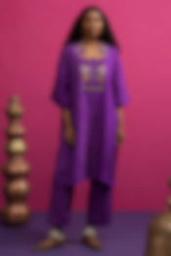 Purple Silk Hand Embroidered Bandhani Kaftan Set by Pink City By Sarika at Pernia's Pop Up Shop